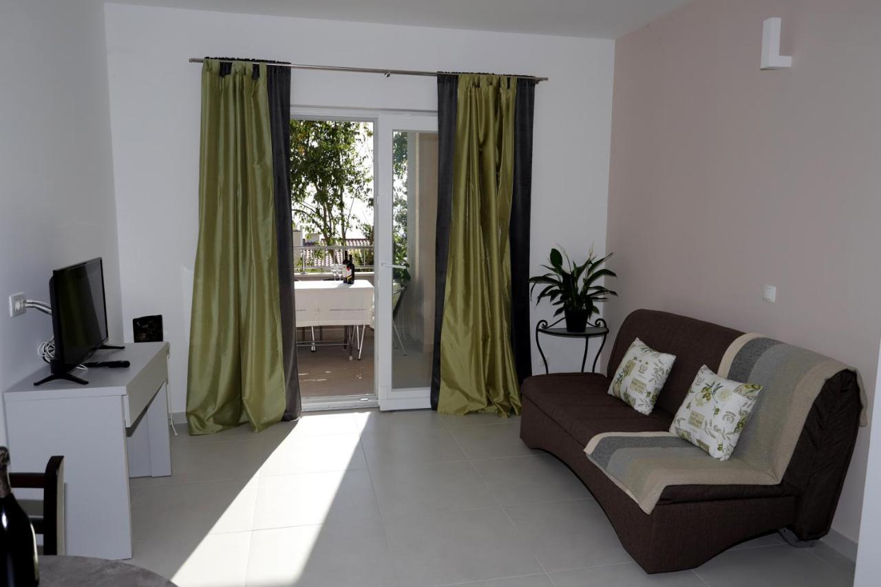 Apartments Medvidovic Башка-Вода Екстер'єр фото