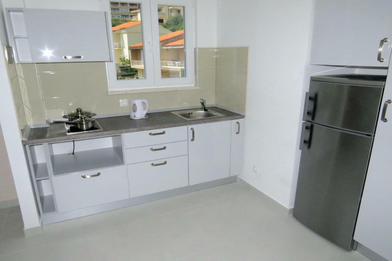 Apartments Medvidovic Башка-Вода Екстер'єр фото